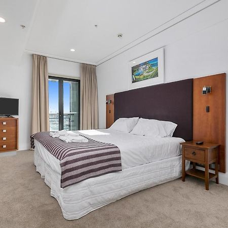 Stunning & Spacious Haven On The Waterfront! Auckland Kültér fotó
