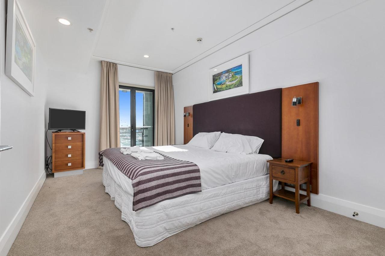 Stunning & Spacious Haven On The Waterfront! Auckland Kültér fotó